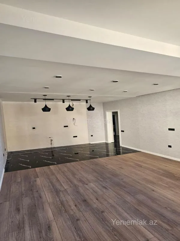 Satılır 2 otaqlı yeni tikili 62 m²