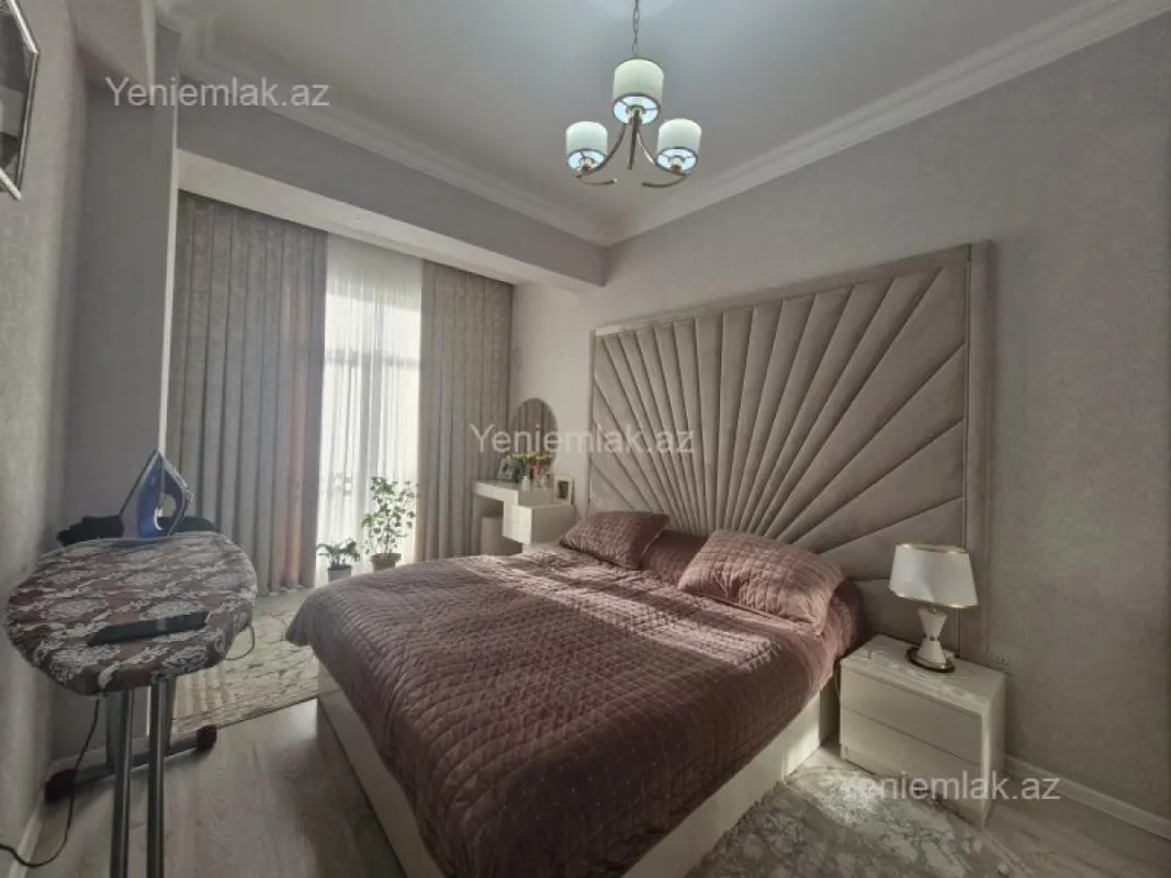 Satılır 3 otaqlı yeni tikili 113 m²