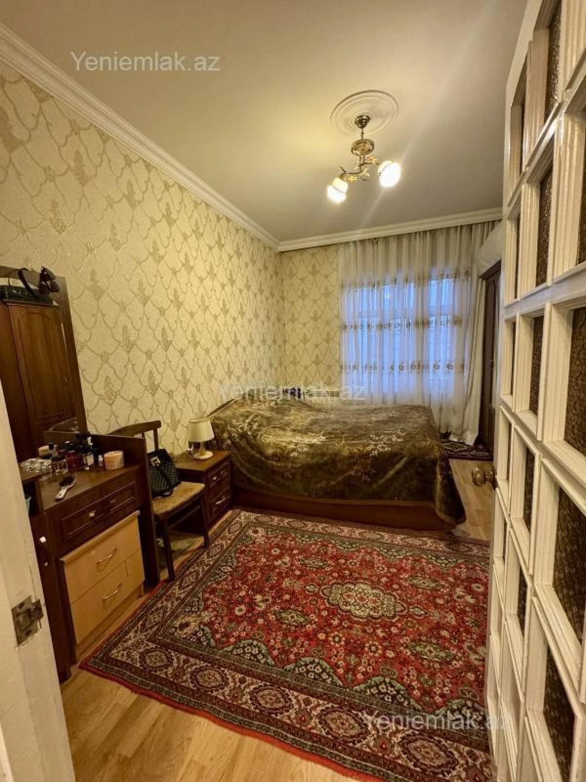 Satılır 3 otaqlı köhnə tikili 85 m²