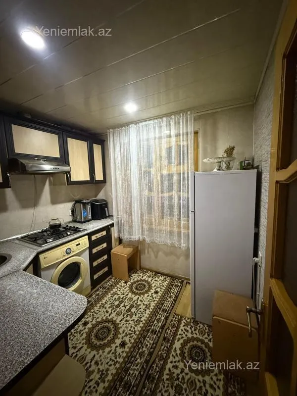 Satılır 2 otaqlı köhnə tikili 50 m²