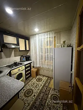 Satılır 2 otaqlı köhnə tikili 50 m²