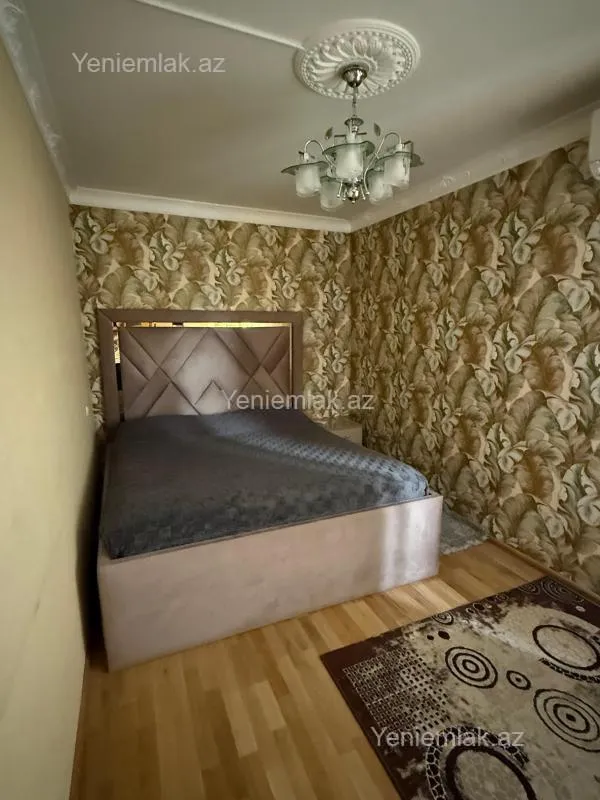 Satılır 2 otaqlı köhnə tikili 50 m²