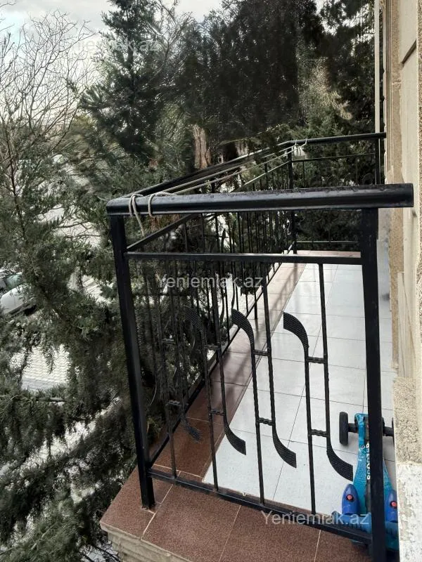 Satılır 2 otaqlı köhnə tikili 50 m²