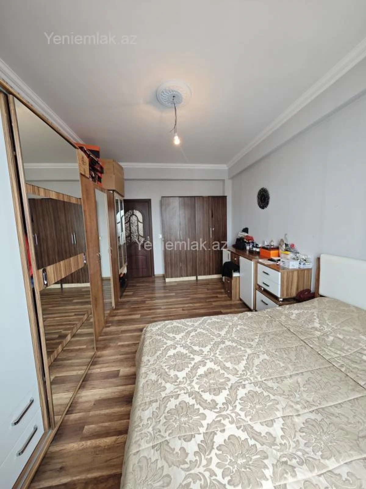 Satılır 3 otaqlı yeni tikili 114 m²