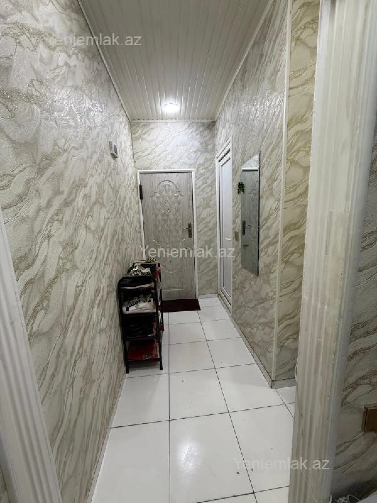 Satılır 2 otaqlı köhnə tikili 52 m²