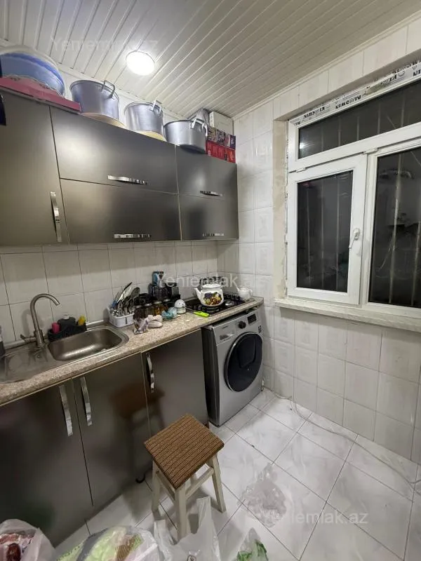 Satılır 2 otaqlı köhnə tikili 52 m²