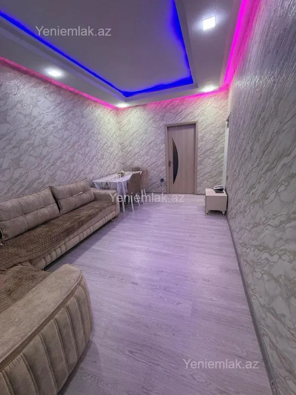 Satılır 2 otaqlı köhnə tikili 52 m²