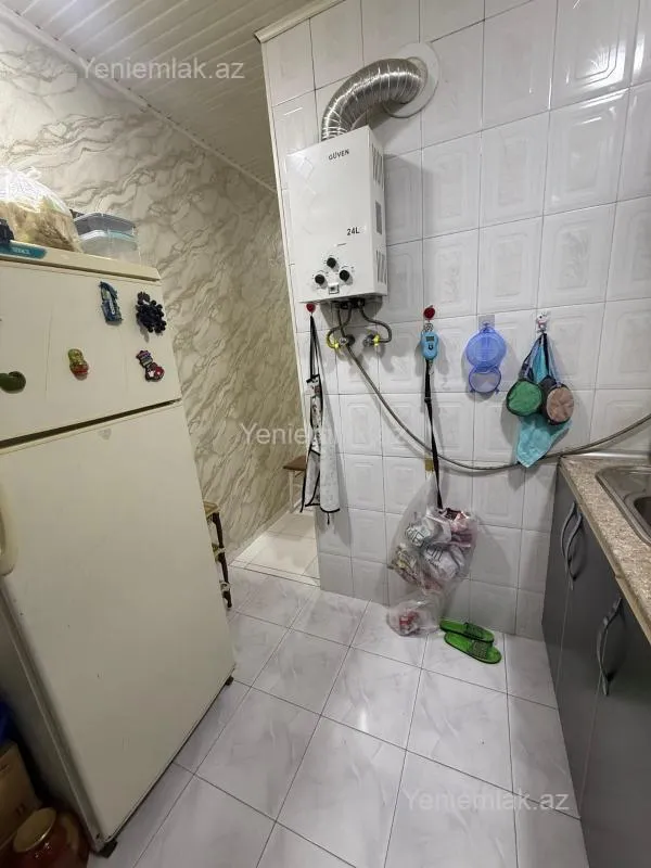 Satılır 2 otaqlı köhnə tikili 52 m²