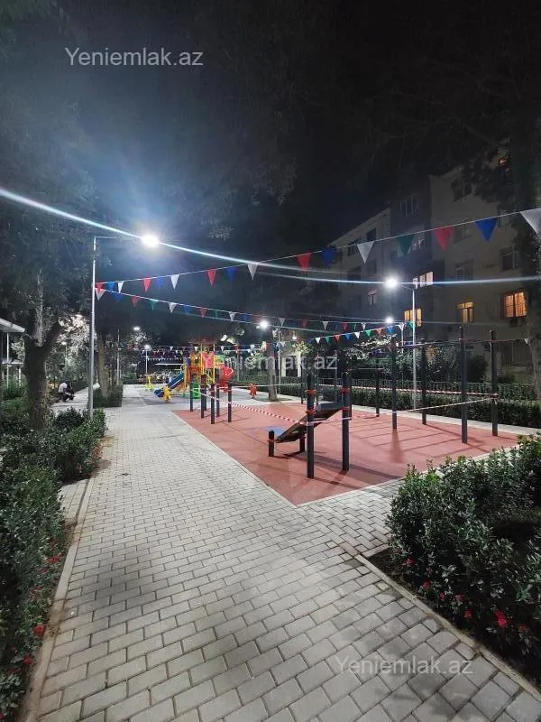 Satılır 2 otaqlı köhnə tikili 52 m²