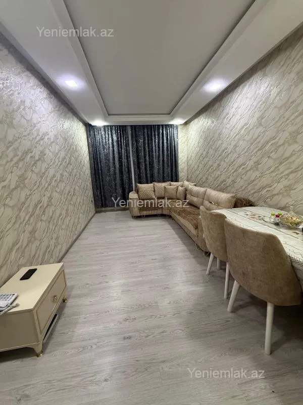 Satılır 2 otaqlı köhnə tikili 52 m²