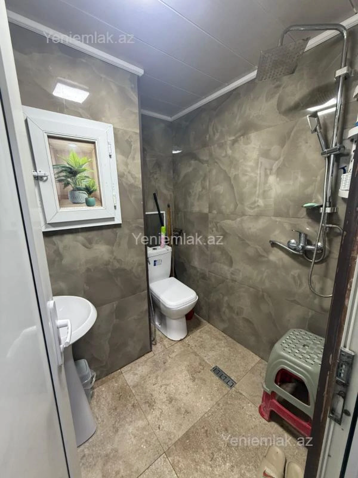 Satılır 2 otaqlı köhnə tikili 52 m²
