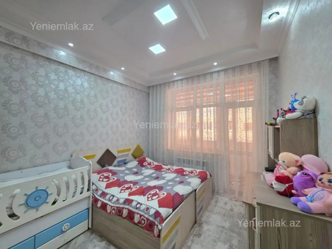 Satılır 3 otaqlı yeni tikili 86 m²