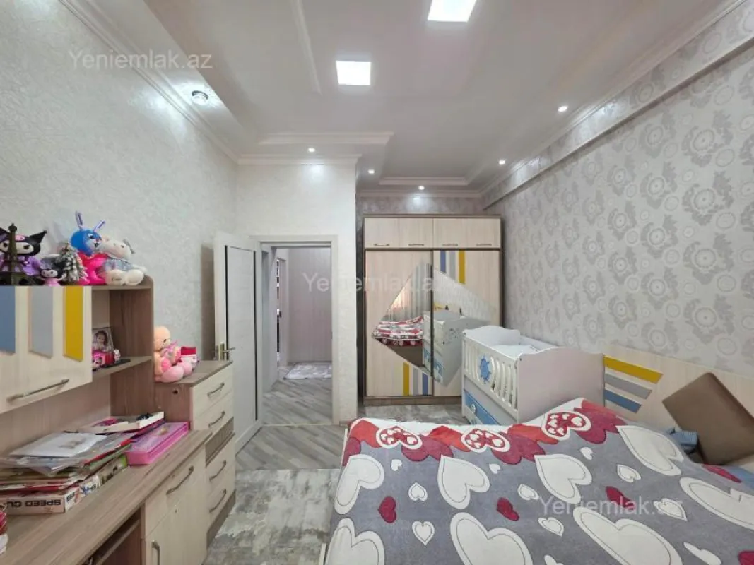 Satılır 3 otaqlı yeni tikili 86 m²