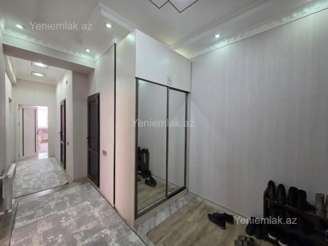Satılır 3 otaqlı yeni tikili 86 m²