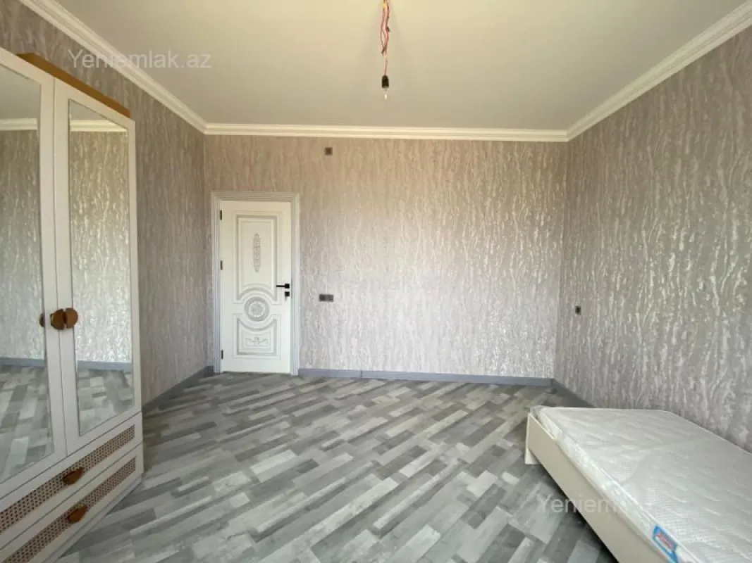 Satılır 4 otaqlı həyət evi 150 m²