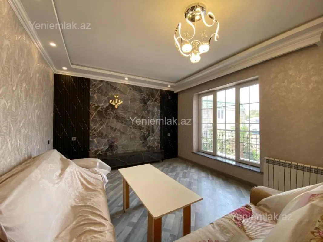 Satılır 4 otaqlı həyət evi 150 m²