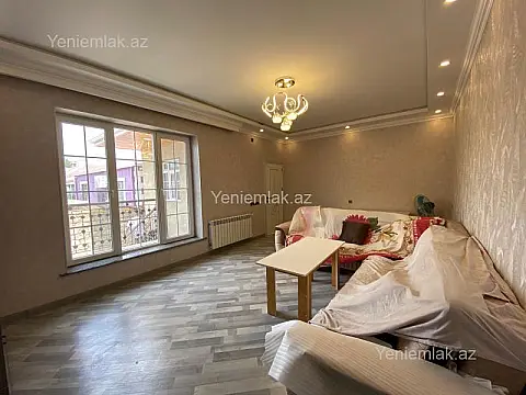 Satılır 4 otaqlı həyət evi 150 m²