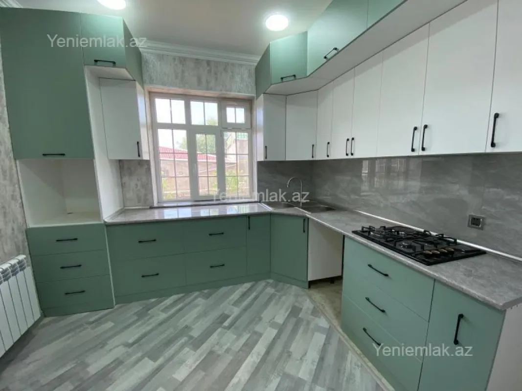 Satılır 4 otaqlı həyət evi 150 m²