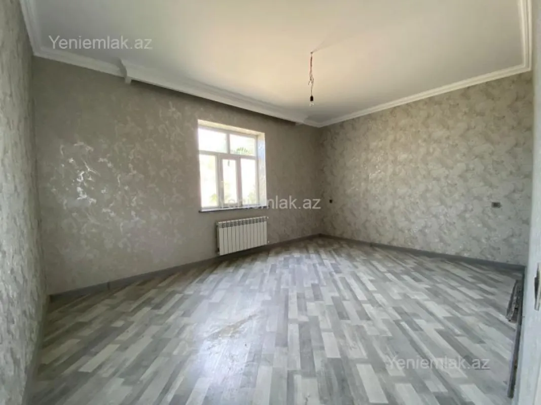 Satılır 4 otaqlı həyət evi 150 m²