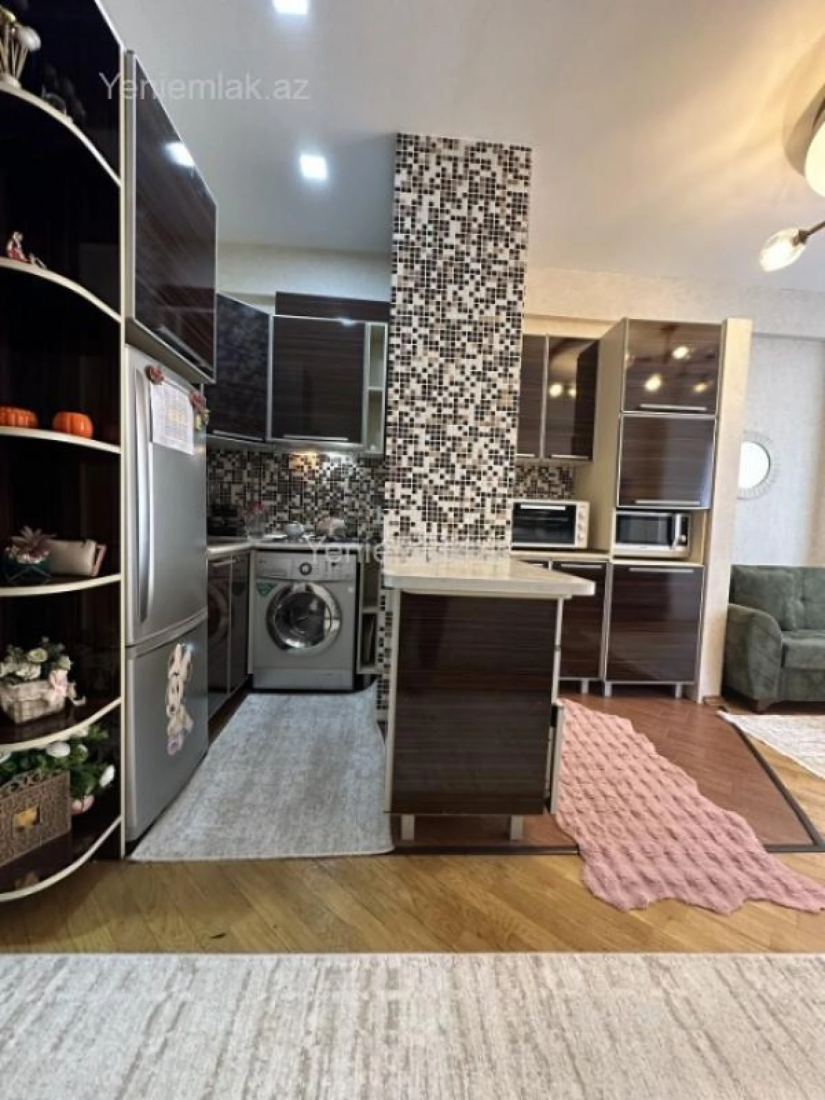 Satılır 2 otaqlı yeni tikili 60 m²