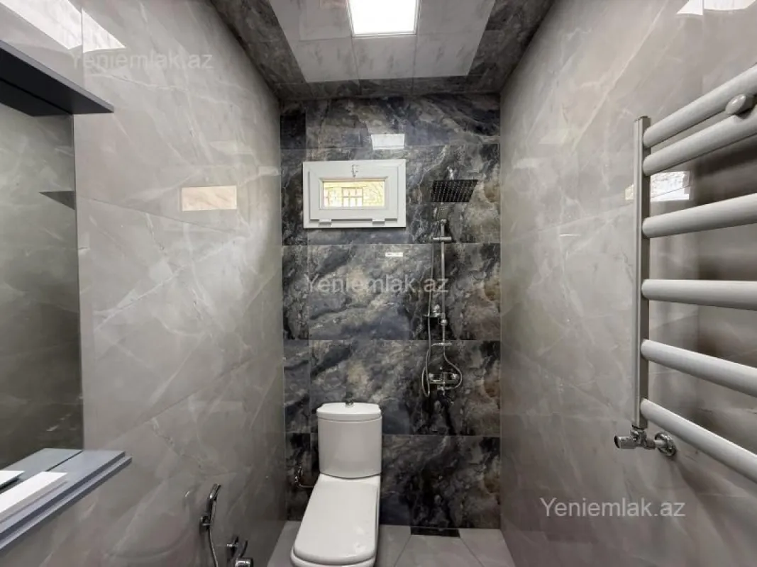 Satılır 5 otaqlı həyət evi 120 m²