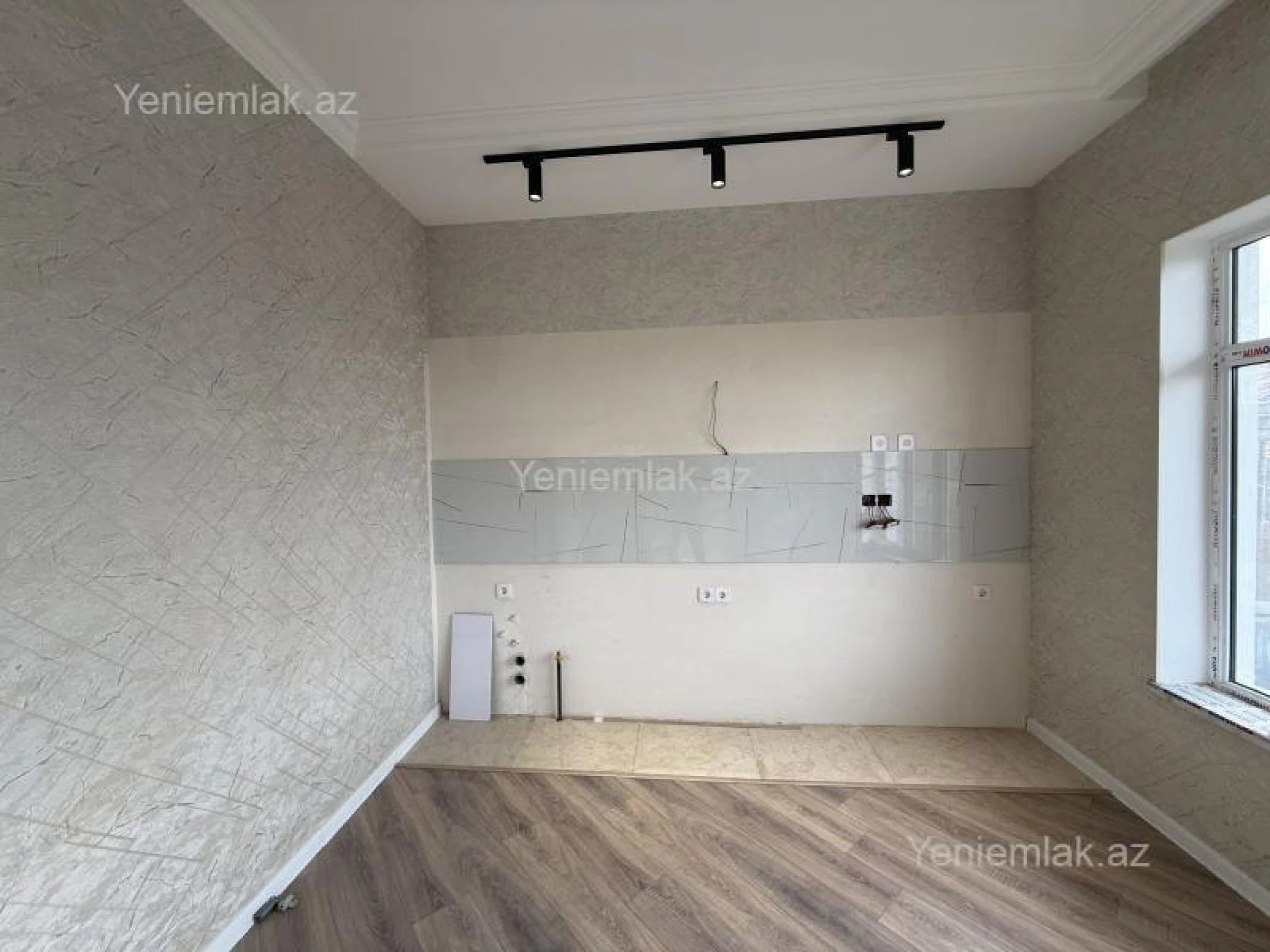 Satılır 5 otaqlı həyət evi 120 m²