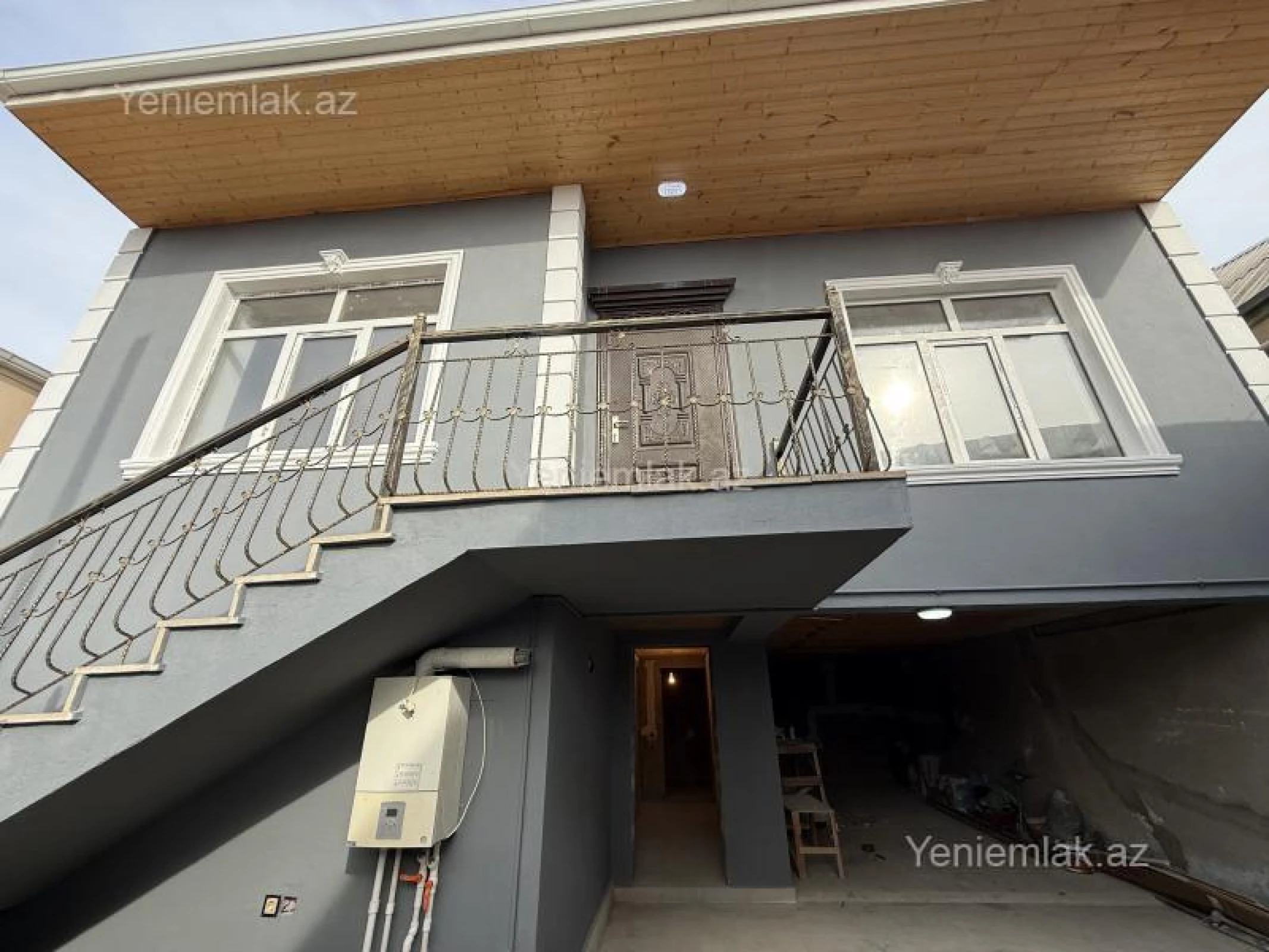 Satılır 5 otaqlı həyət evi 120 m²