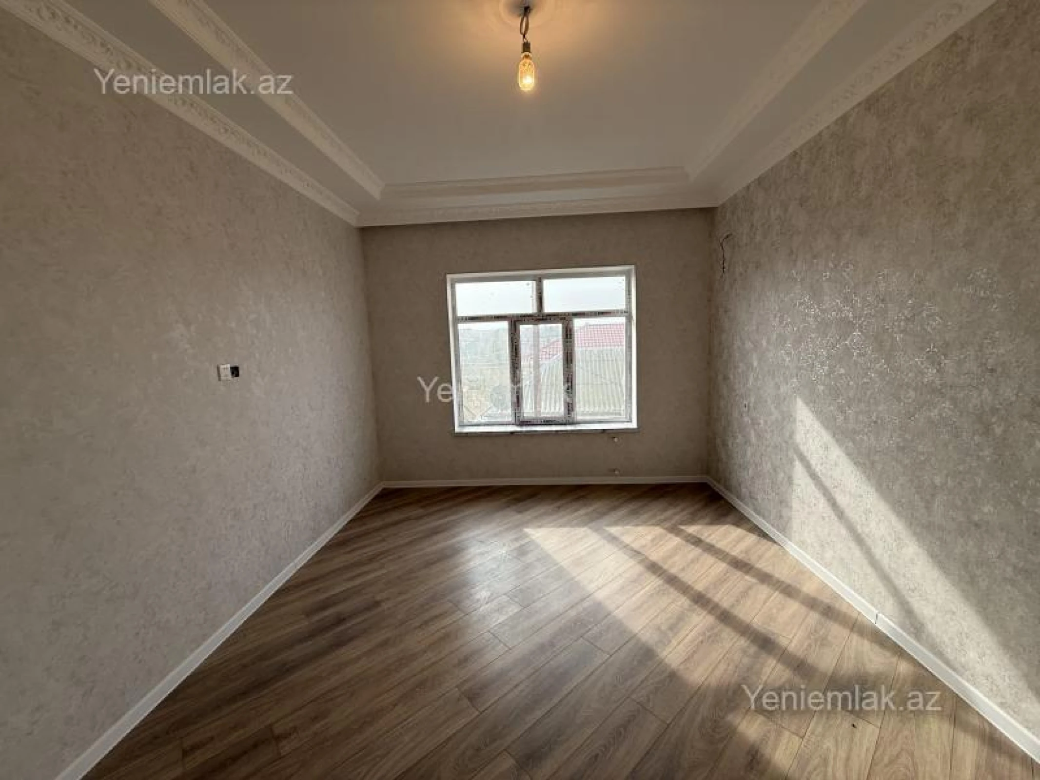 Satılır 5 otaqlı həyət evi 120 m²