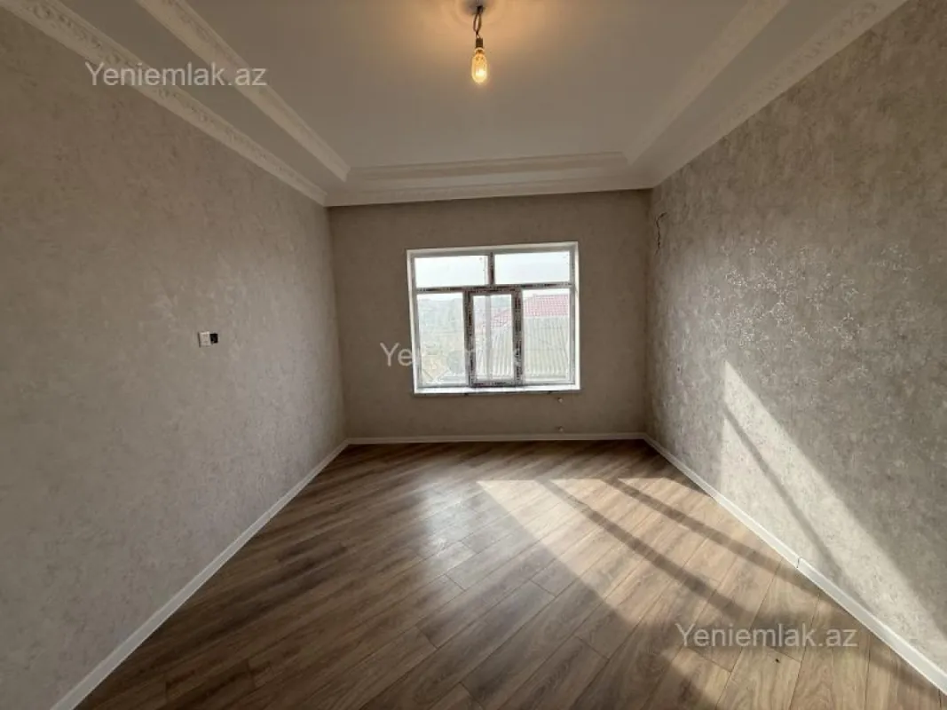 Satılır 5 otaqlı həyət evi 120 m²