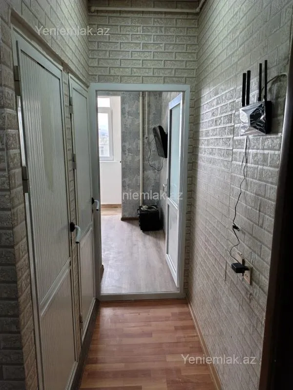 Satılır 3 otaqlı köhnə tikili 55 m²