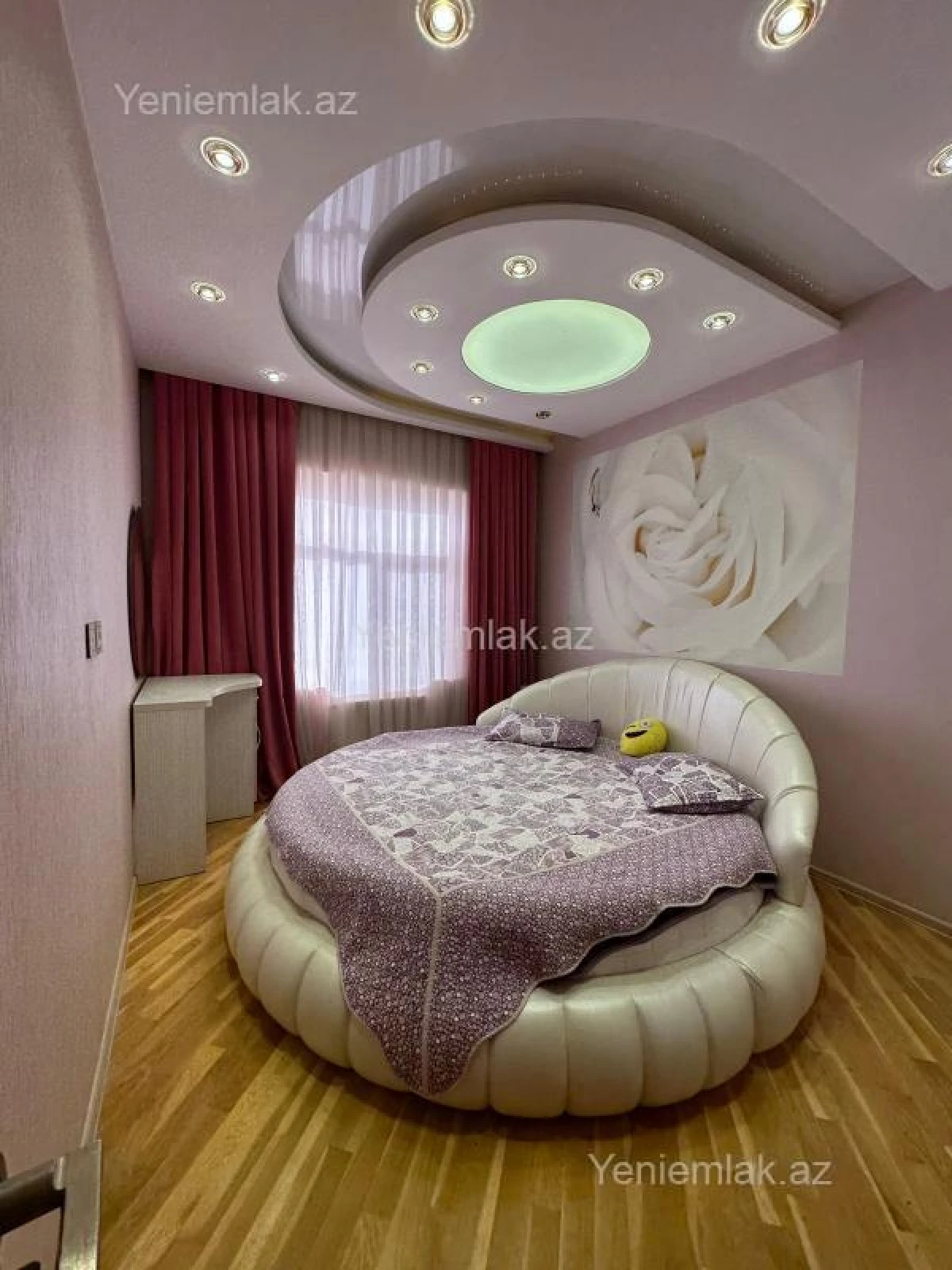 Satılır 3 otaqlı yeni tikili 90 m²