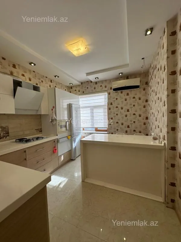 Satılır 3 otaqlı yeni tikili 90 m²