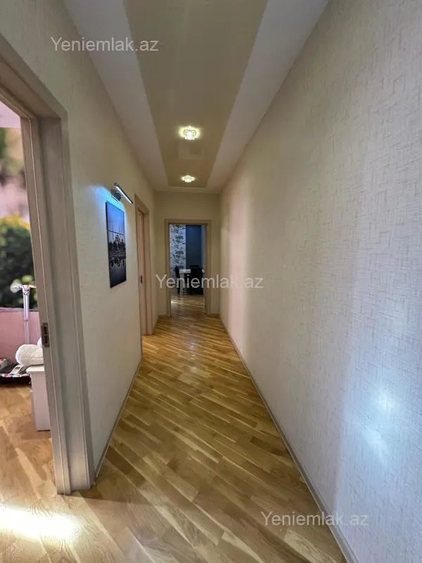 Satılır 3 otaqlı yeni tikili 90 m²