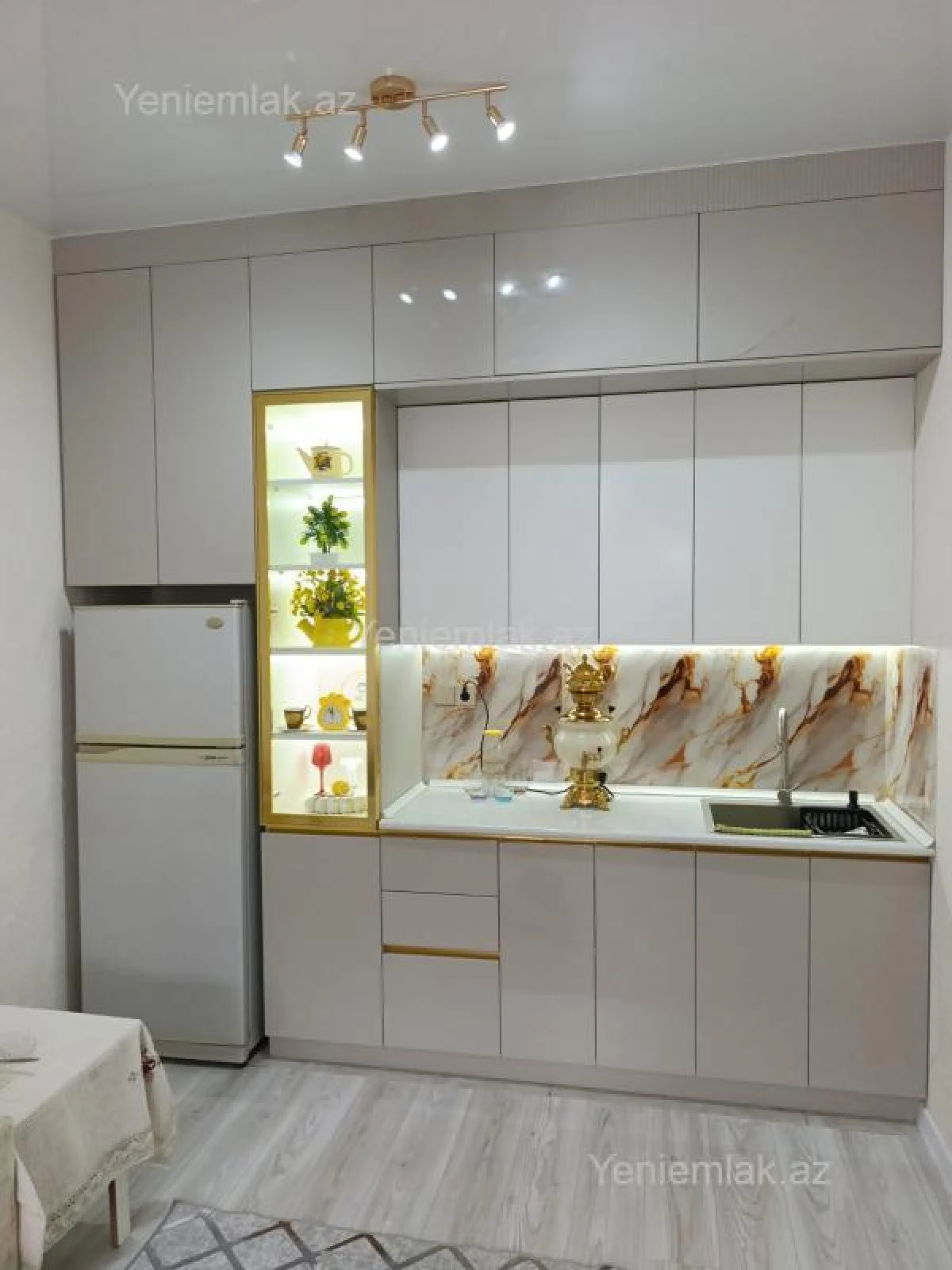 Satılır 4 otaqlı həyət evi 80 m²