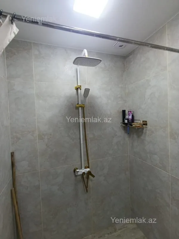 Satılır 4 otaqlı həyət evi 80 m²