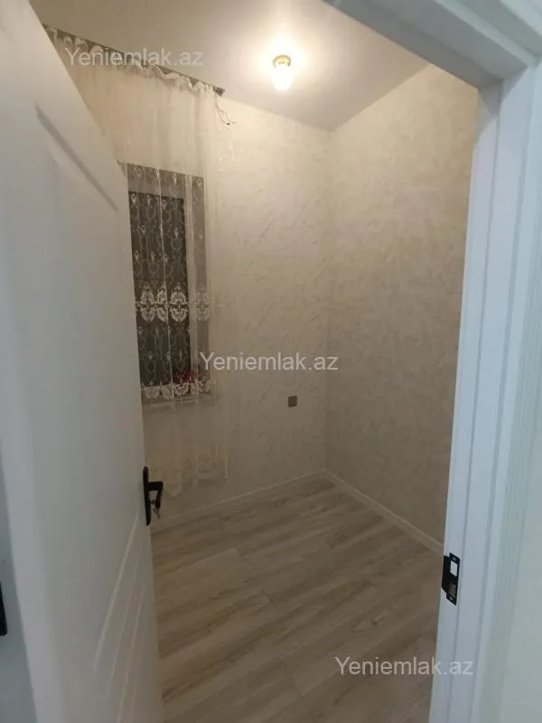 Satılır 4 otaqlı həyət evi 80 m²