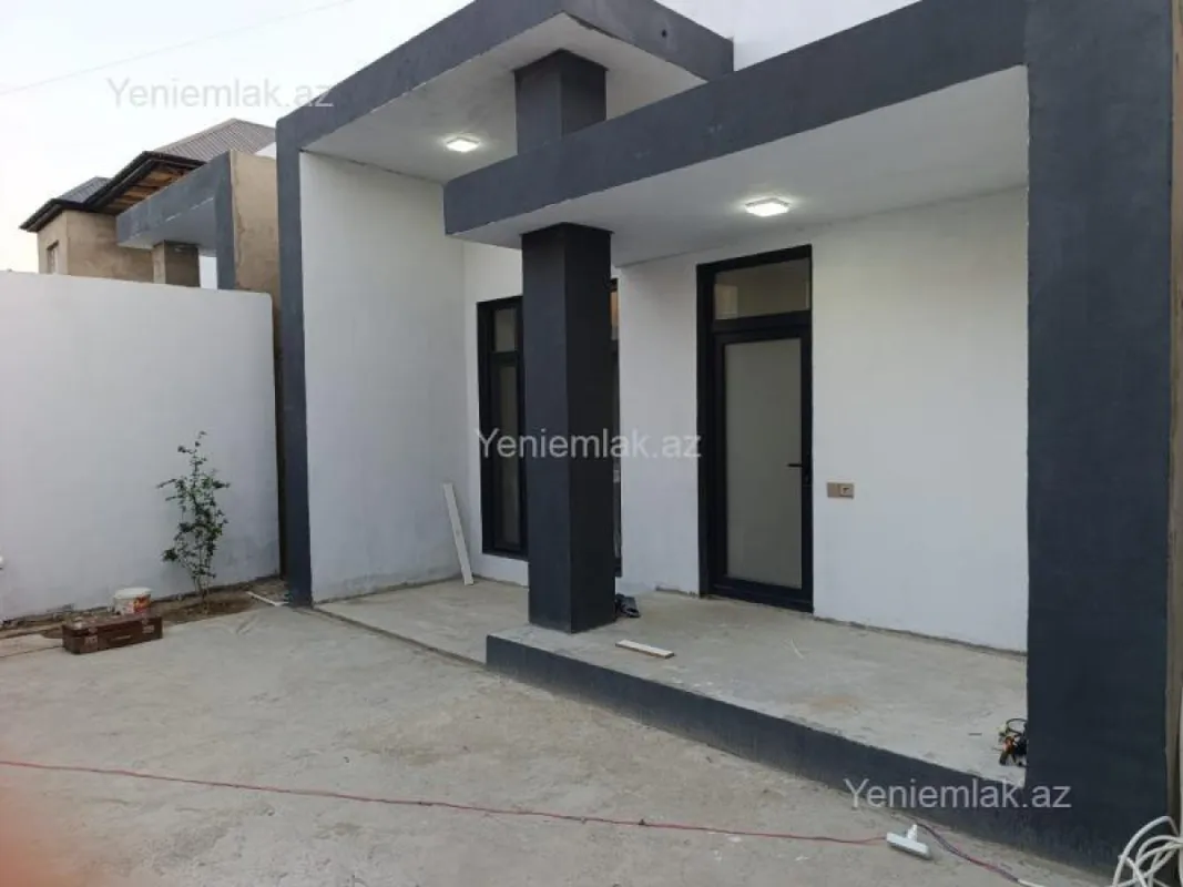 Satılır 4 otaqlı həyət evi 80 m²