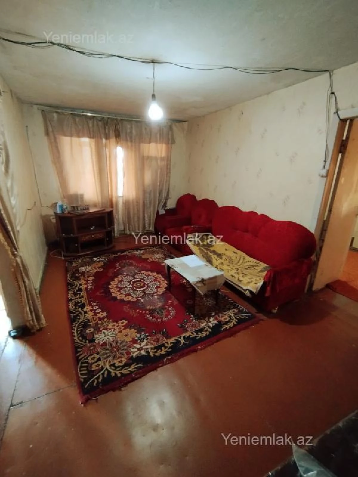 Satılır 2 otaqlı köhnə tikili 46 m²