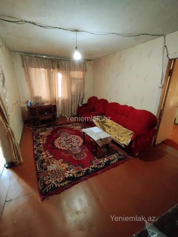 Satılır 2 otaqlı köhnə tikili 46 m²
