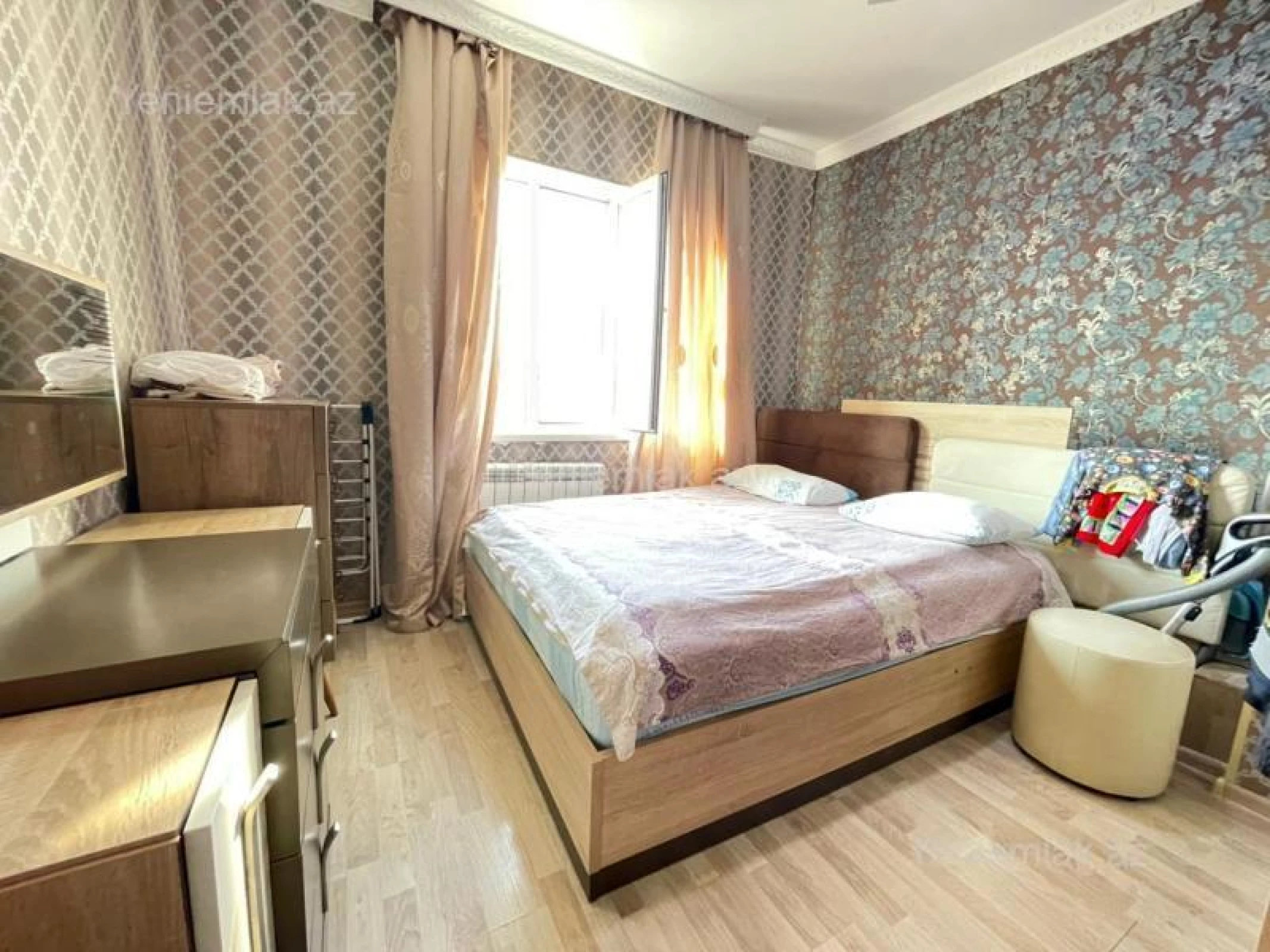 Satılır 2 otaqlı köhnə tikili 40 m²