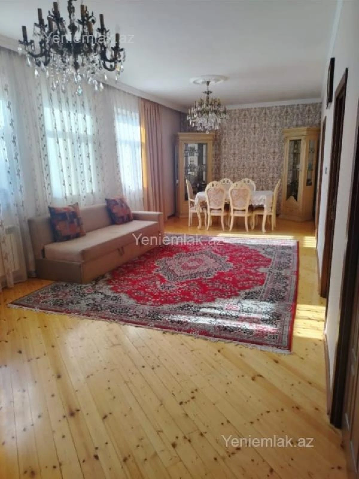 Satılır 5 otaqlı həyət evi 200 m²