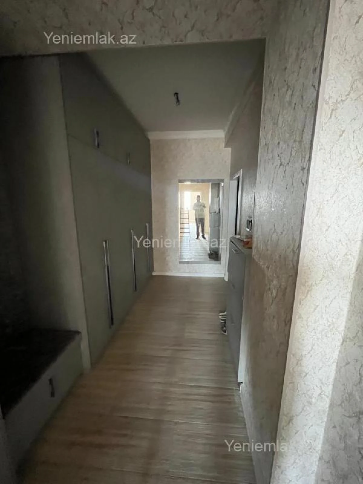 Satılır 2 otaqlı yeni tikili 92 m²