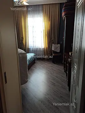 Satılır 6 otaqlı həyət evi 180 m²
