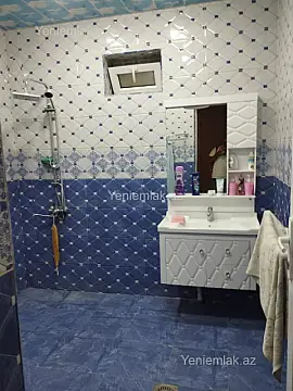 Satılır 6 otaqlı həyət evi 180 m²