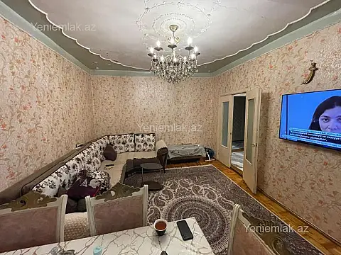 Satılır 3 otaqlı köhnə tikili 69 m²
