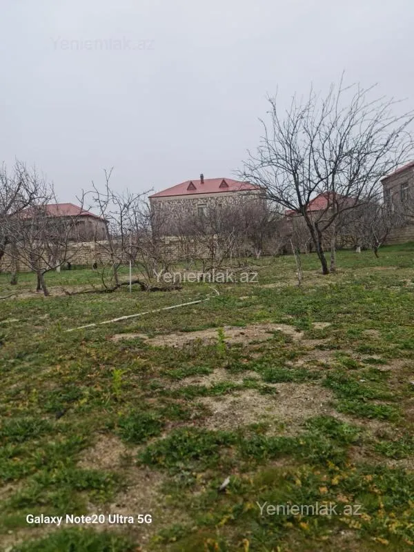 Satılır 3 otaqlı həyət evi 100 m²