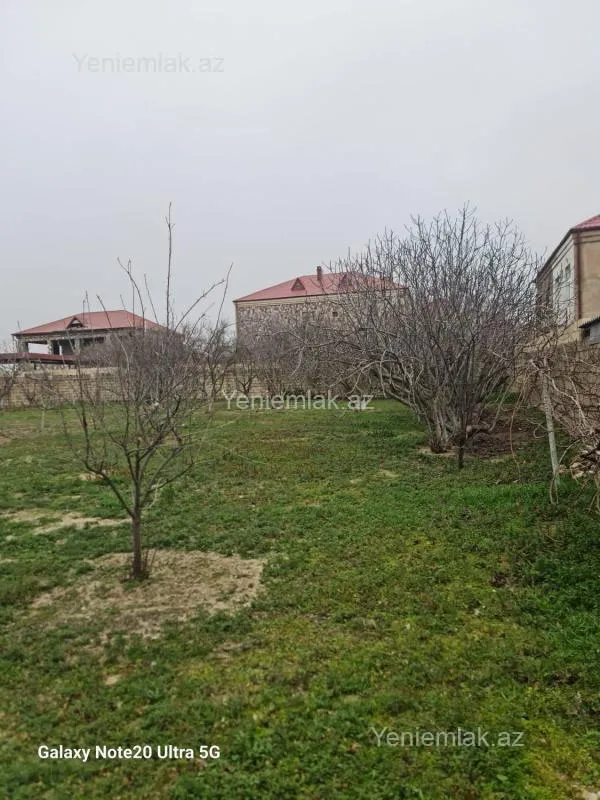 Satılır 3 otaqlı həyət evi 100 m²