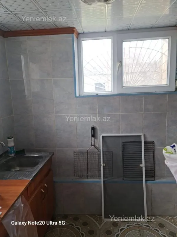 Satılır 3 otaqlı həyət evi 100 m²