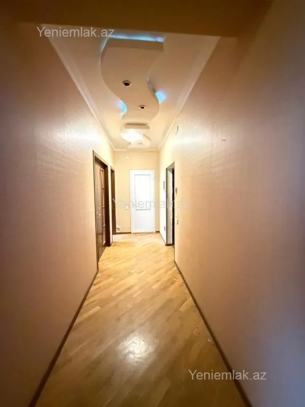 Satılır 2 otaqlı yeni tikili 86 m²