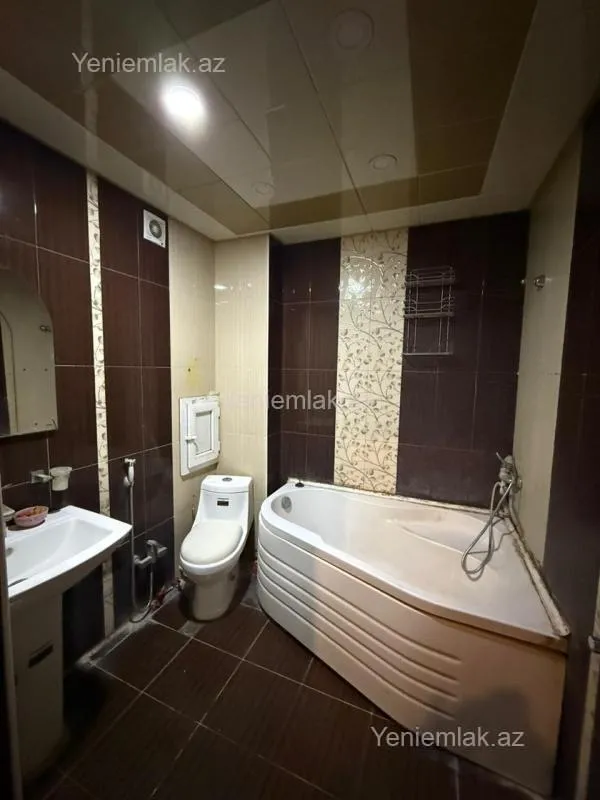 Satılır 2 otaqlı yeni tikili 86 m²